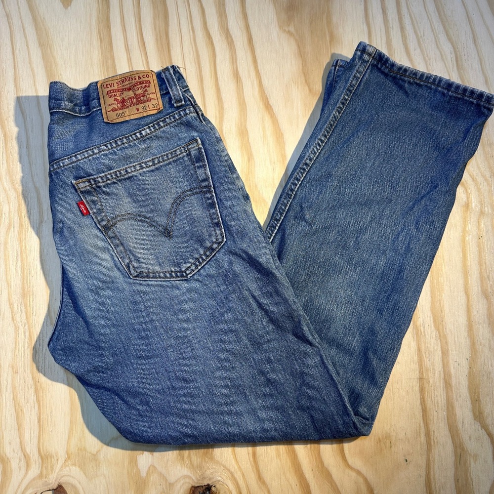 Levi Strauss 505 Regular Fit Mens Blue Straight Leg Jeans 32x32 Medium Wash